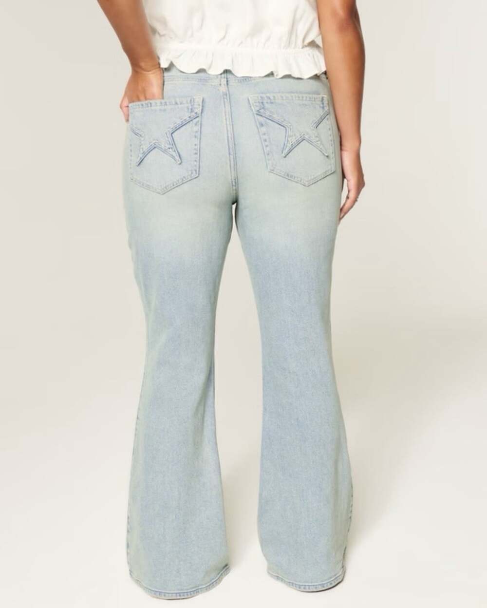 Hollister Women’s High-Rise Light Wash Star Pocket Flare Jeans, NEW WITH TAGS 8R - Picture 4 of 14